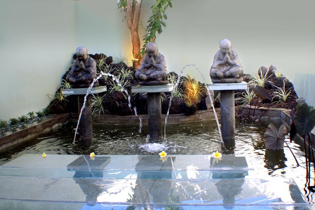 Bonsai Villas Seminyak  Ruang foto